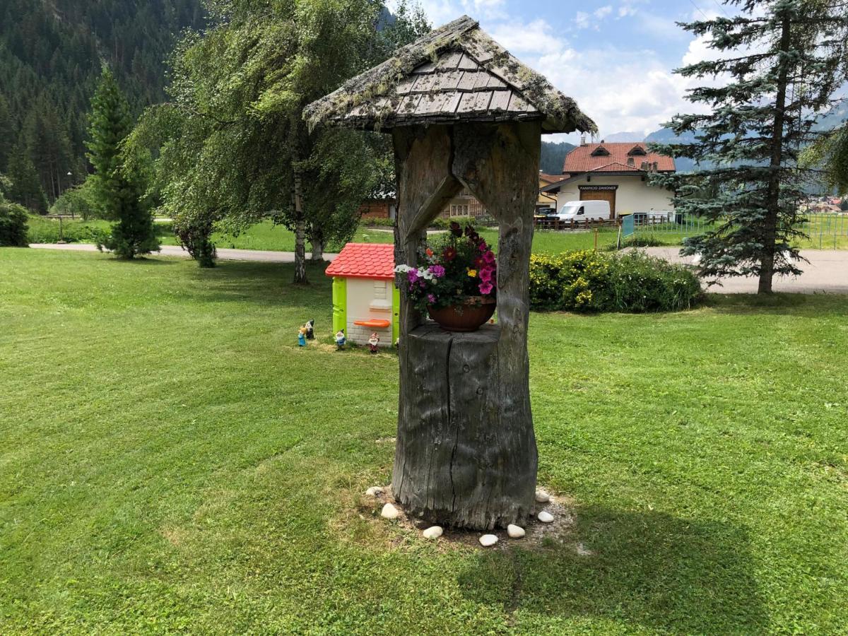Ferienwohnung Mes Lastei Campitello di Fassa Exterior foto