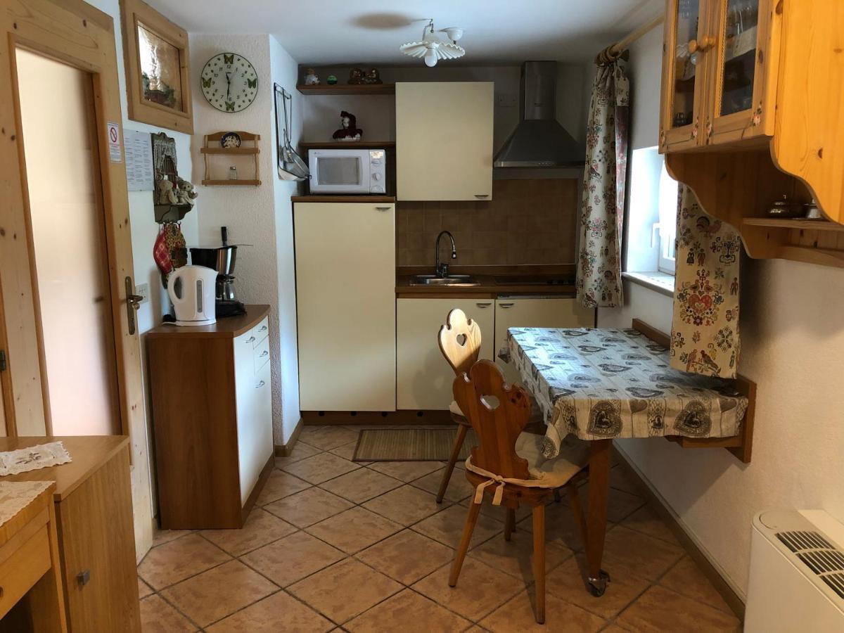 Ferienwohnung Mes Lastei Campitello di Fassa Exterior foto