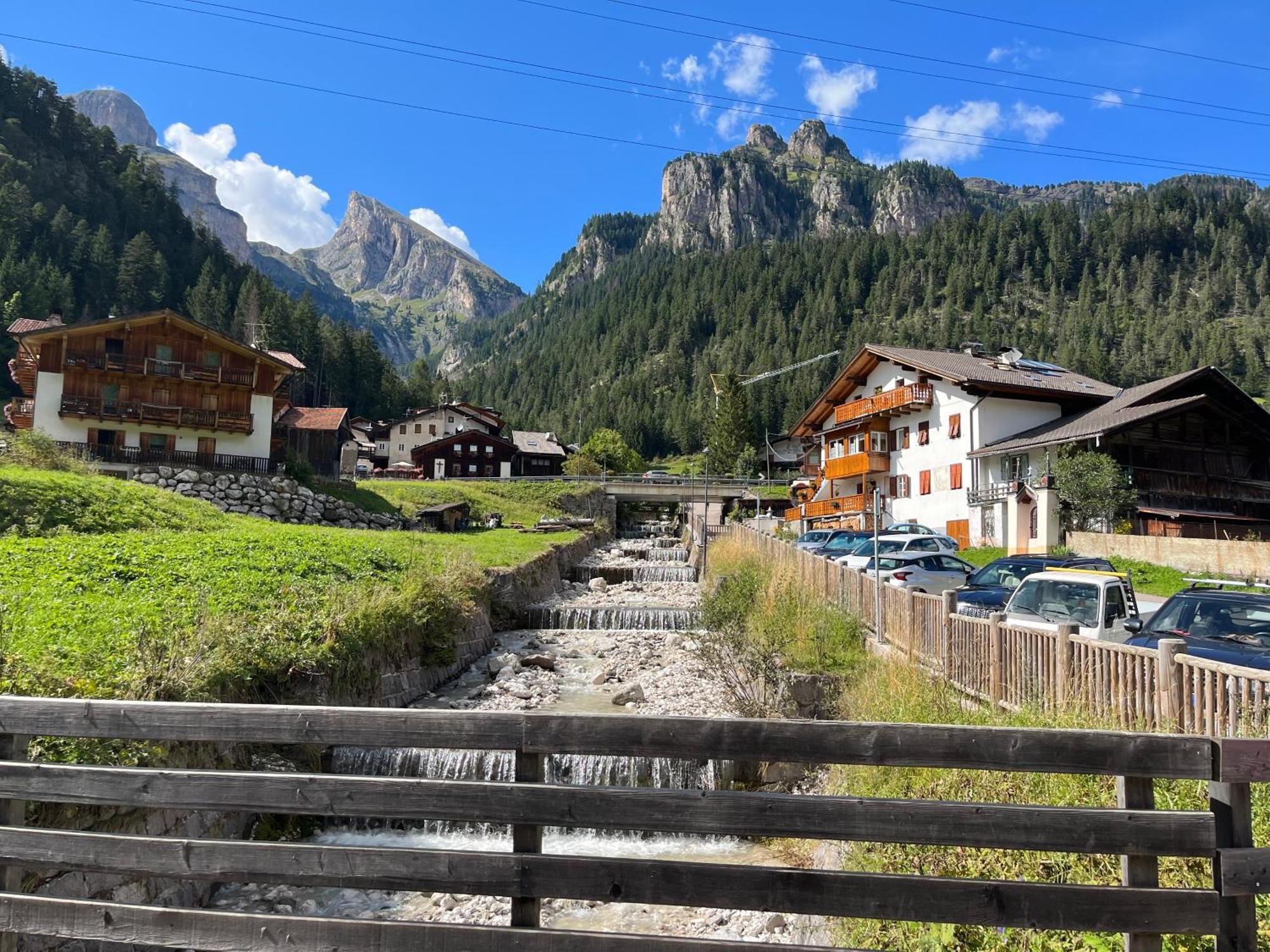 Ferienwohnung Mes Lastei Campitello di Fassa Exterior foto