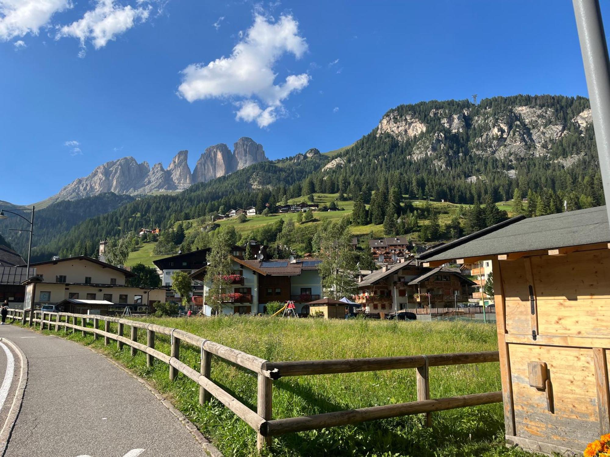 Ferienwohnung Mes Lastei Campitello di Fassa Exterior foto